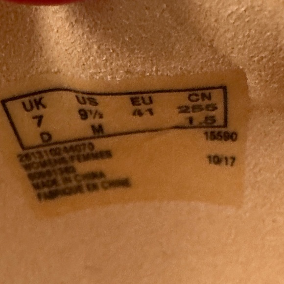 Clark’s Women’s Grace Lily Light Blue Leather Flat Padded Insole. 9 1/2… - Picture 9 of 9